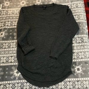 Rue 21 long sweater. Size small